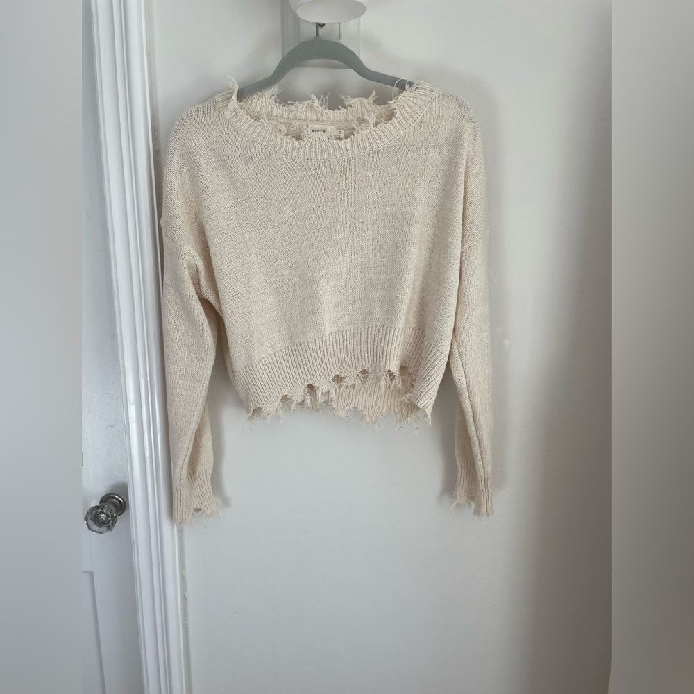 Fringed light weight sweater